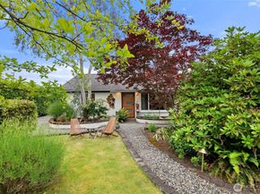 16107 Midvale Avenue N, Shoreline WA 98133
