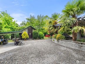 16107 Midvale Avenue N, Shoreline WA 98133