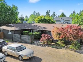 23719 99th Avenue S, Kent WA 98031