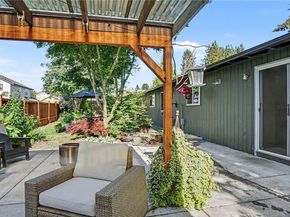 23719 99th Avenue S, Kent WA 98031