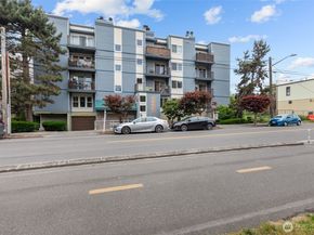 3045 20th Avenue W 209, Seattle WA 98199