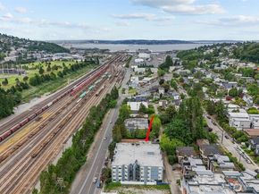 3045 20th Avenue W 209, Seattle WA 98199