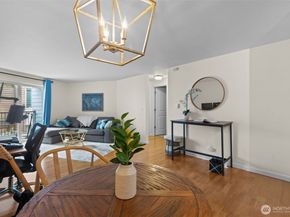 3045 20th Avenue W 209, Seattle WA 98199