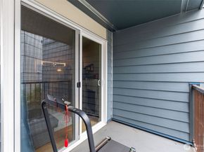 3045 20th Avenue W 209, Seattle WA 98199