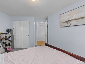 3045 20th Avenue W 209, Seattle WA 98199