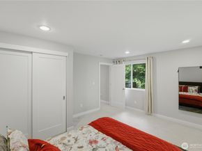 4807 E Mercer Way, Mercer Island WA 98040