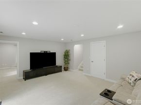 4807 E Mercer Way, Mercer Island WA 98040