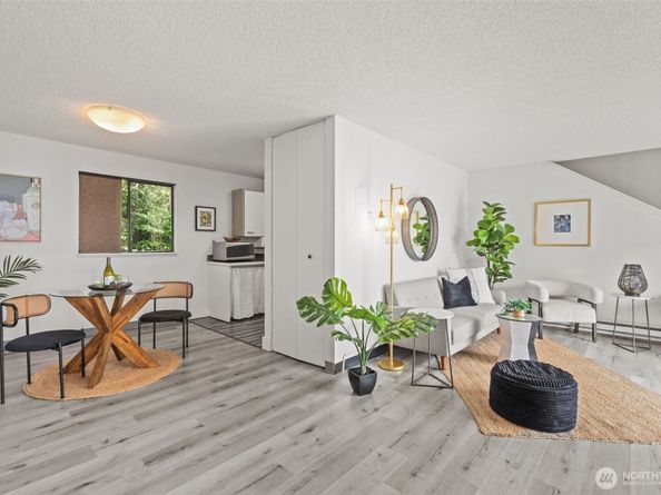 25042 Lake Fenwick Road 35, Kent WA 25044