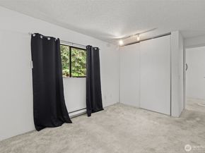 25042 Lake Fenwick Road 35, Kent WA 25044
