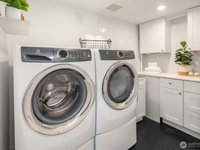 2015 42nd Avenue E, Seattle WA 98112