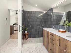 2015 42nd Avenue E, Seattle WA 98112