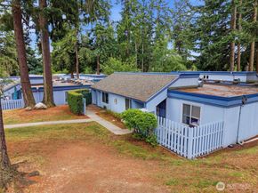 4308 NE Sunset Blvd V3, Renton WA 98059
