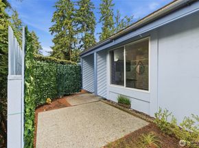 4308 NE Sunset Blvd V3, Renton WA 98059