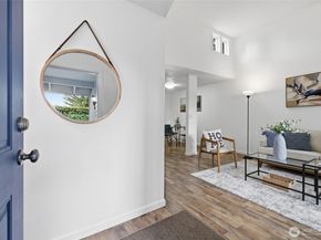 4308 NE Sunset Blvd V3, Renton WA 98059