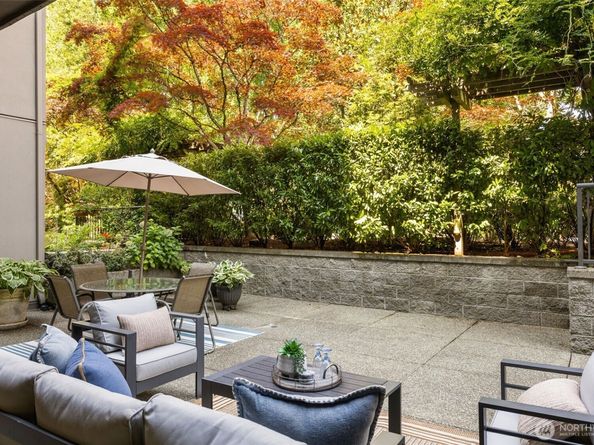 615 6th Street 107, Kirkland WA 98033