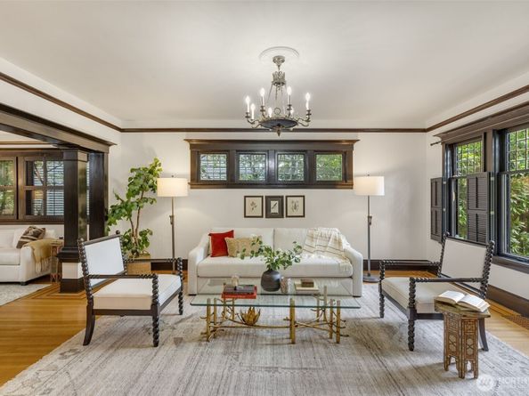 1000 15th Avenue E, Seattle WA 98112