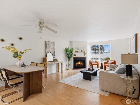 9398 Redmond-Woodinville Rd NE E131, Redmond WA 98052