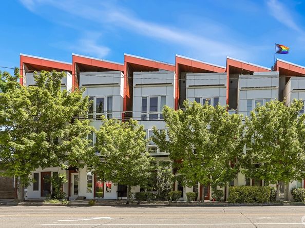 6704 15th Avenue NW, Seattle WA 98117