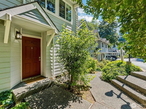 13150 102nd Lane NE 4, Kirkland WA 98034