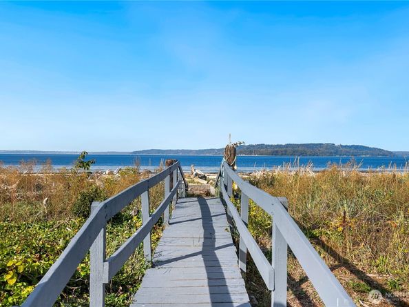 22993 Marine View Drive S D306, Des Moines WA 98198