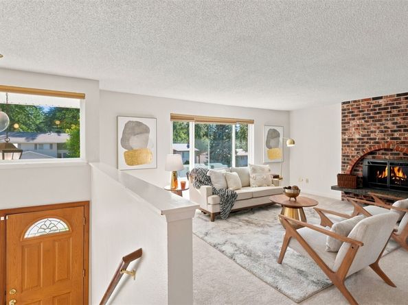 15914 SE 176th Place, Renton WA 98058