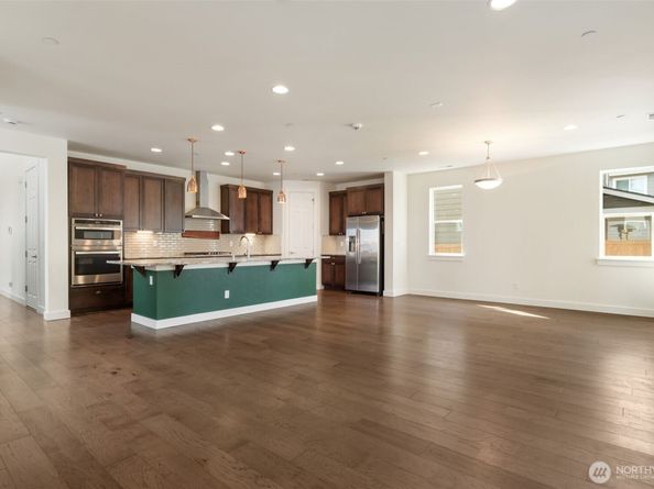 10091 Ramble Dr, Bremerton WA 98311