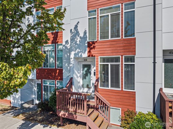 414 NE 73rd Street, Seattle WA 98115
