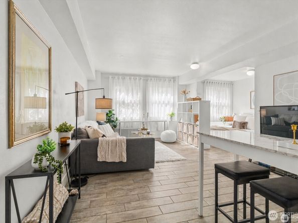 1017 Minor Avenue 206, Seattle WA 98104