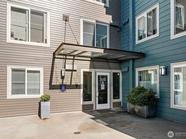 300 10th Avenue B409, Seattle WA 98122