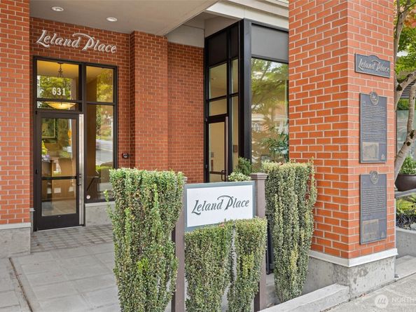 631 Market Street 401, Kirkland WA 98033