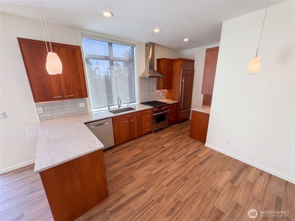 3009 Harbor Avenue SW, Seattle WA 98126