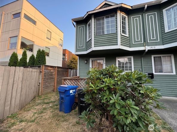 1915 E Spruce Street A, Seattle WA 98122