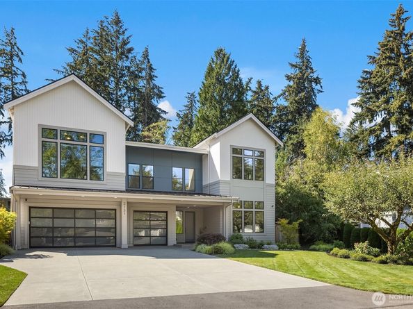 2131 104th Place SE, Bellevue WA 98004