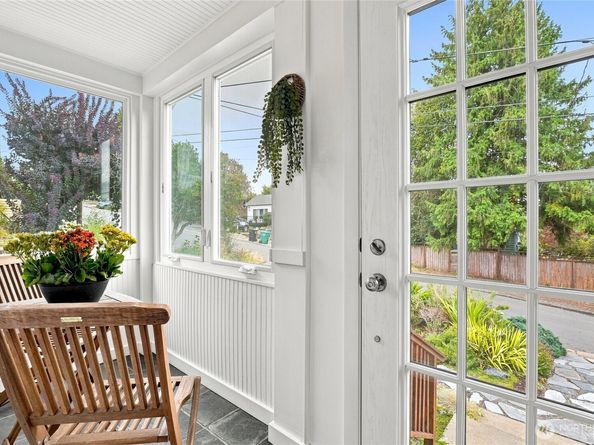2110 N 86th Street, Seattle WA 98103