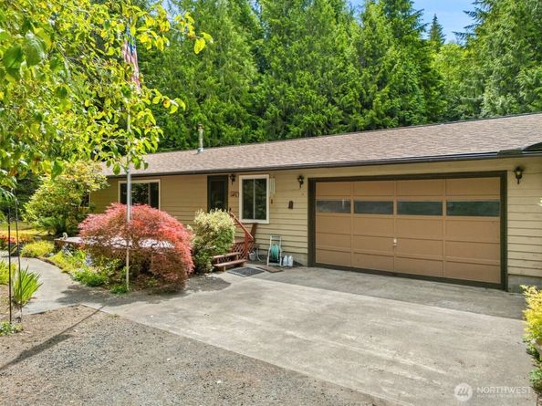4005 NE Kedros Drive, Poulsbo WA 98370