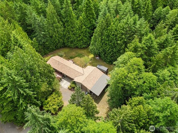 4005 NE Kedros Drive, Poulsbo WA 98370
