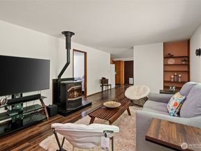 4005 NE Kedros Drive, Poulsbo WA 98370