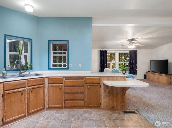 4005 NE Kedros Drive, Poulsbo WA 98370