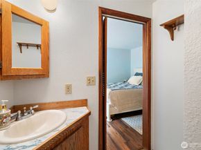 4005 NE Kedros Drive, Poulsbo WA 98370