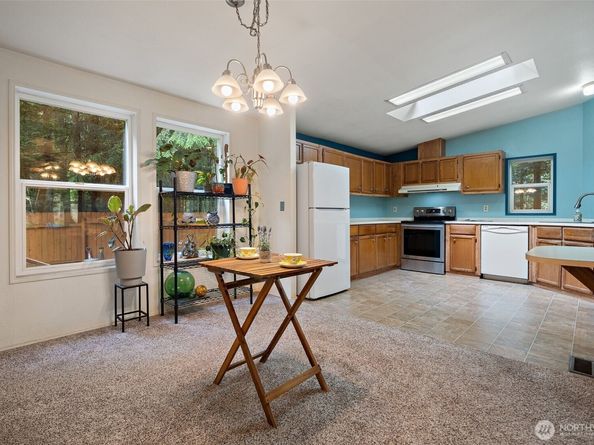 4005 NE Kedros Drive, Poulsbo WA 98370