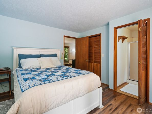 4005 NE Kedros Drive, Poulsbo WA 98370