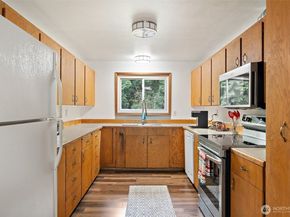 4005 NE Kedros Drive, Poulsbo WA 98370