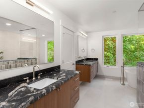 21029 SE 80th Street, Issaquah WA 98027