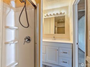 1112 Perry Avenue, Bremerton WA 98310