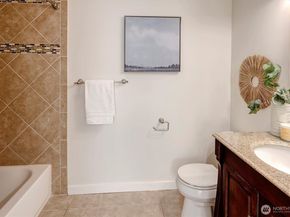 804 130th Avenue NE, Bellevue WA 98005