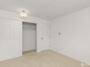 19414 Aurora Avenue N 204, Shoreline WA 98133