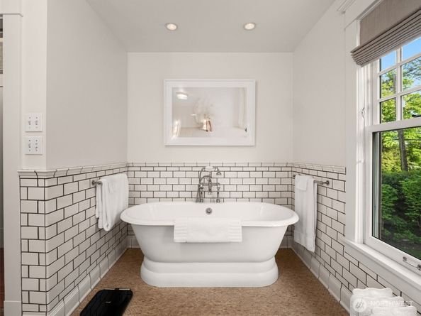 2161 E Interlaken Boulevard, Seattle WA 98112