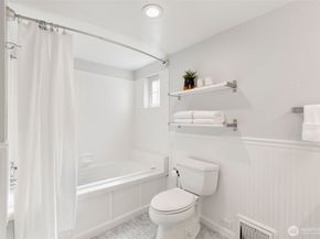 1703 NE 91st Street, Seattle WA 98115