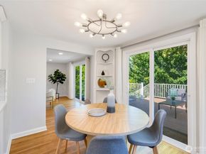 1703 NE 91st Street, Seattle WA 98115