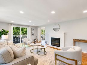 1703 NE 91st Street, Seattle WA 98115